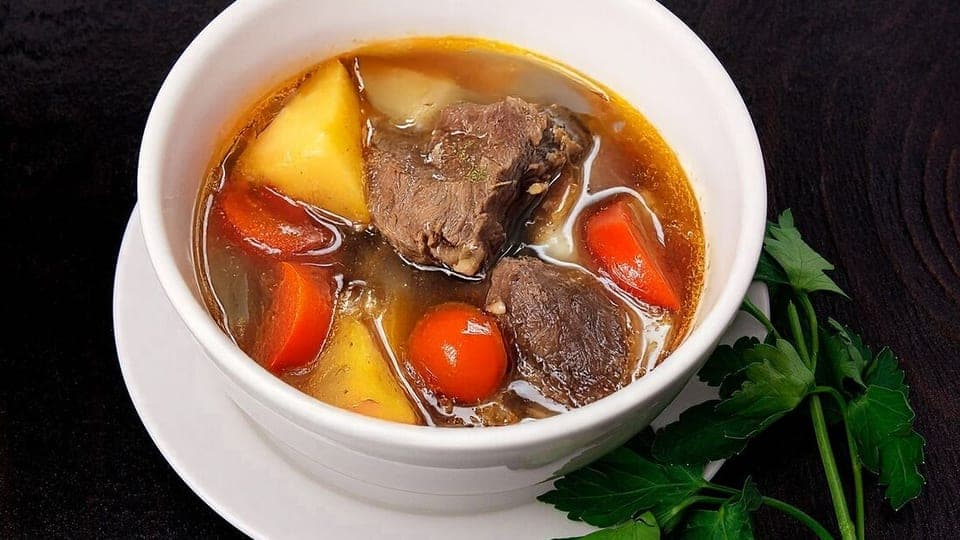 Жареная шурпа с говядиной